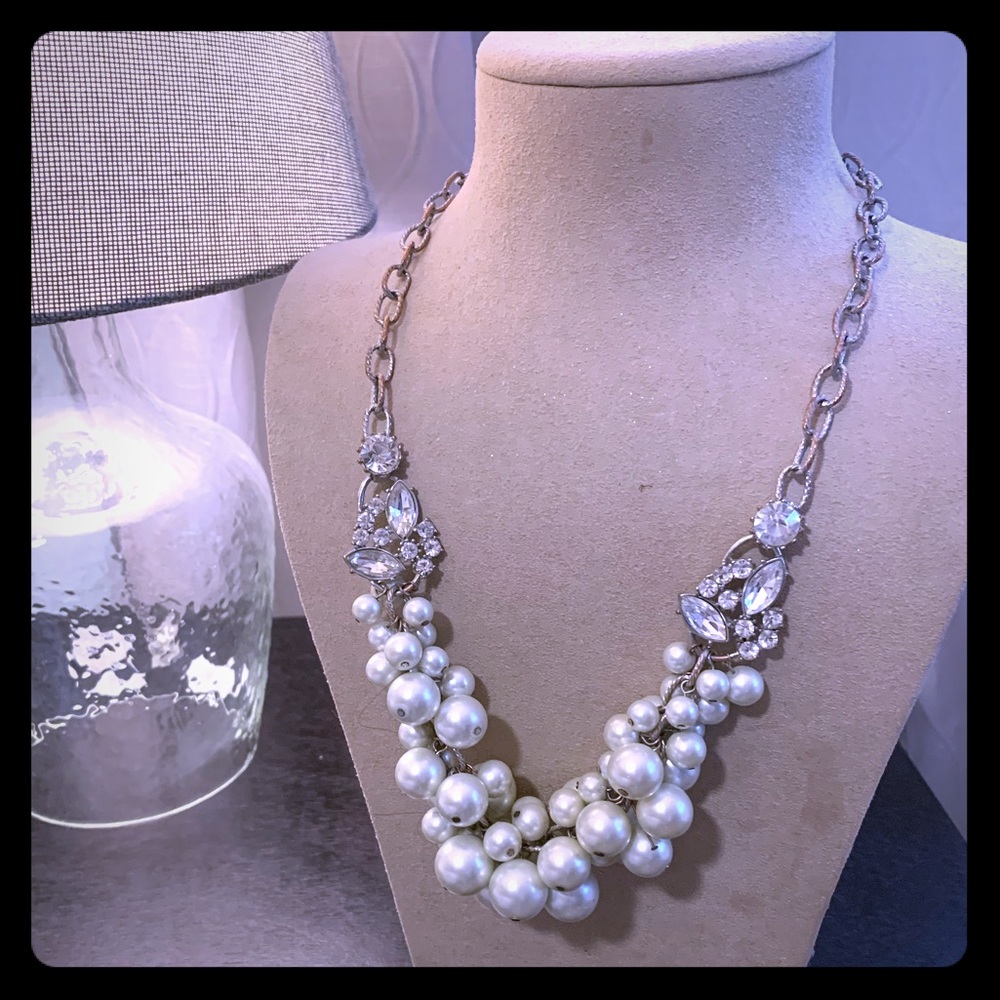 Statement necklace